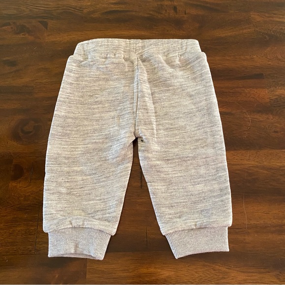 Disney Mickey Mouse Baby Set - Picture 5 of 6